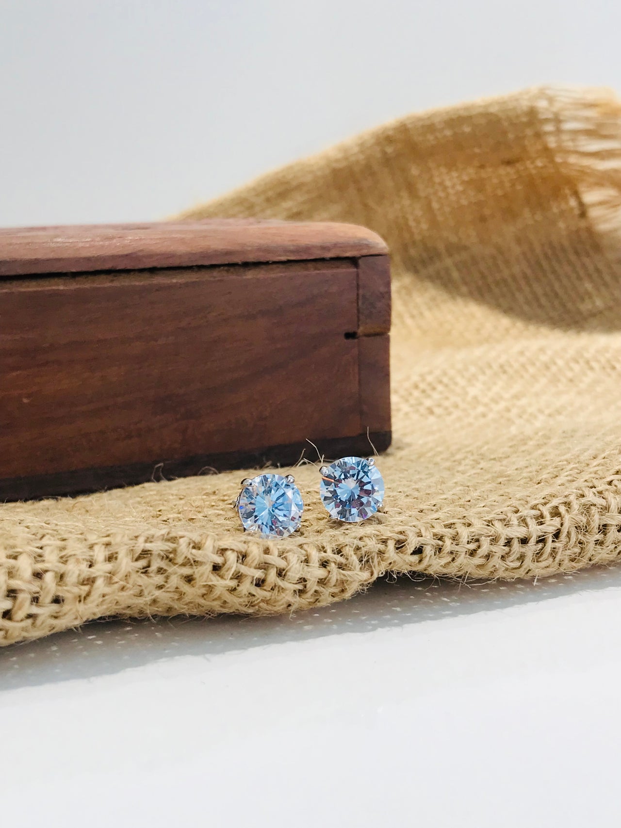 Plain Solitaire Stud Earrings