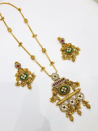 Thumbnail for Indrani's Pendant Set