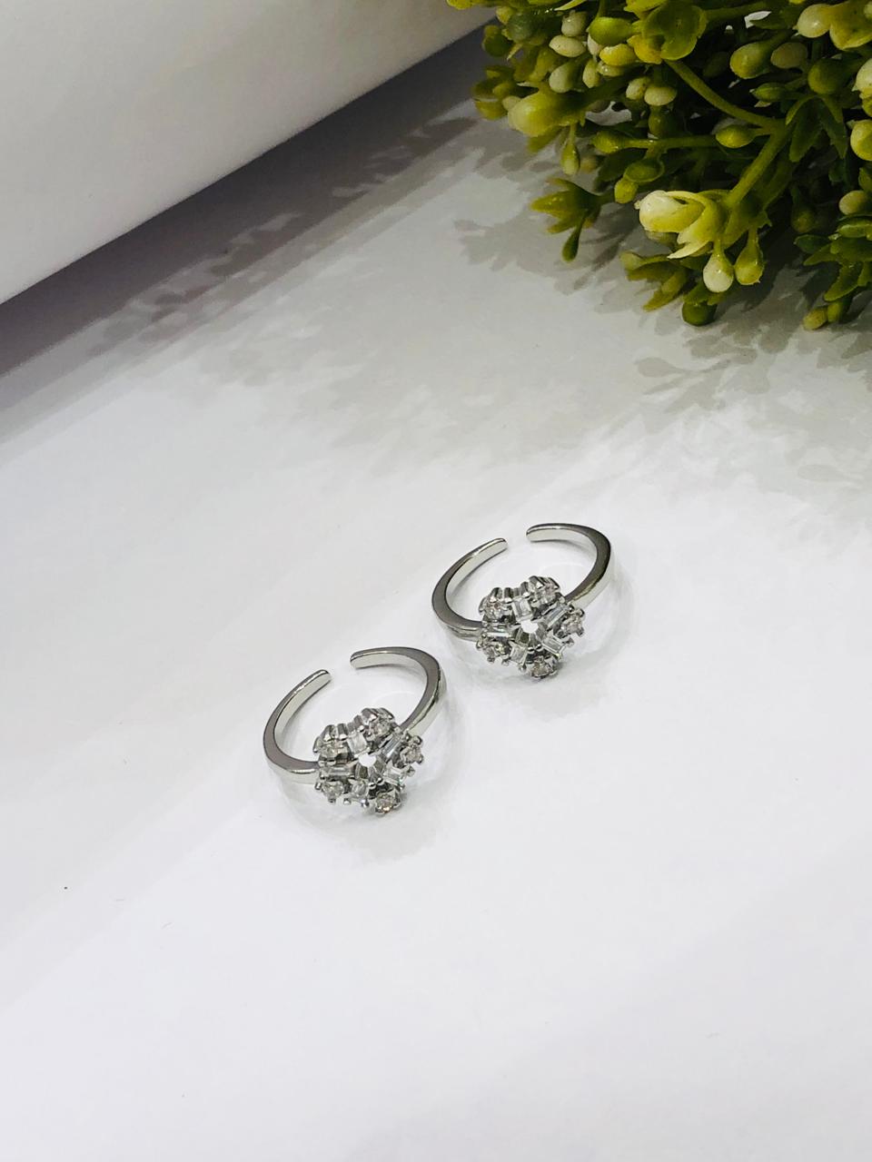 925 Silver Moonlit Toe Ring