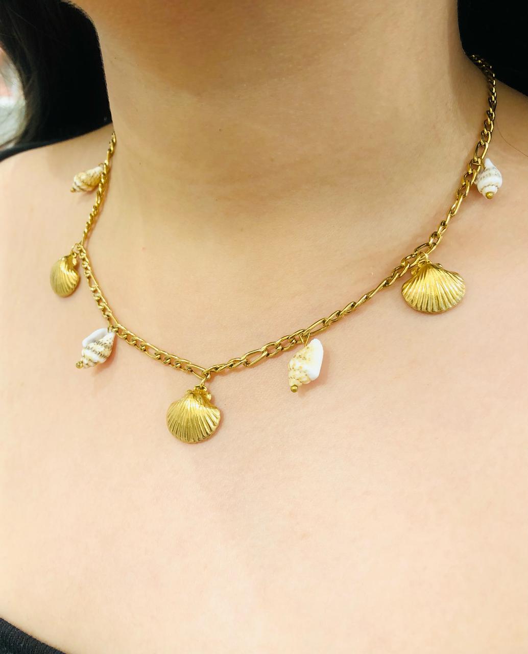 Golden Multi Shell Chain