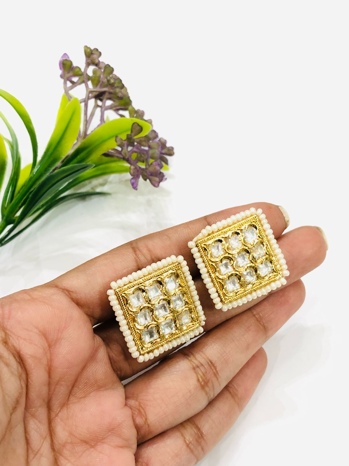 Square Kundan Pearl Earrings