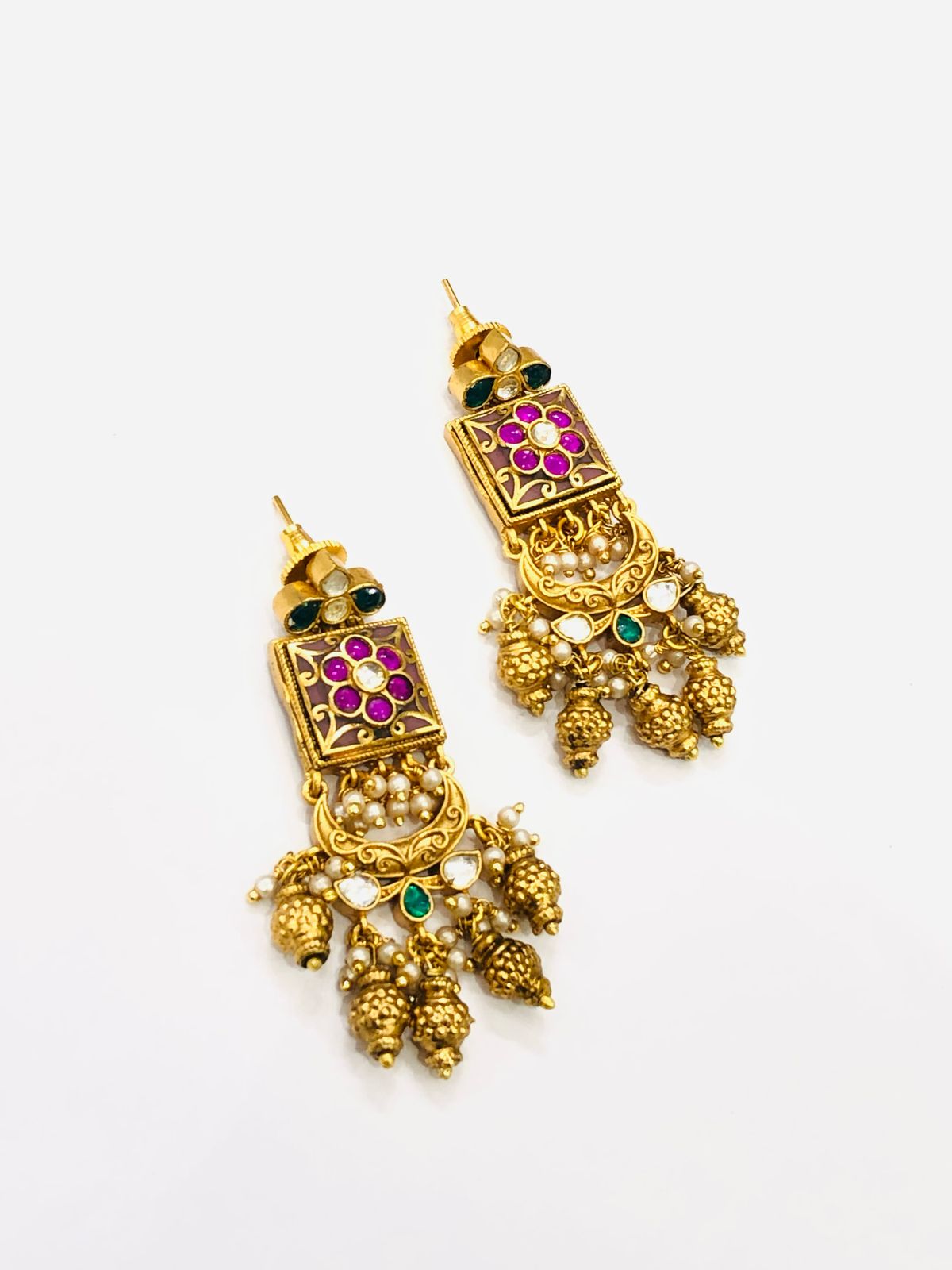 Nirvana Bliss Pendant Set