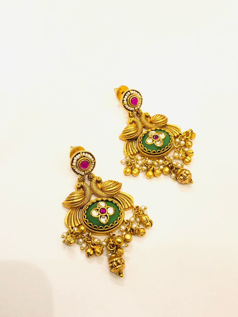 Indrani's Pendant Set