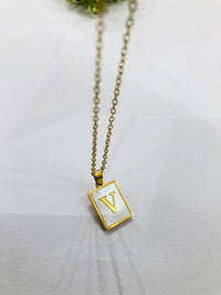 Thumbnail for V Initial Chain
