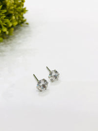 Thumbnail for Small Plain Solitaire Stud Earrings