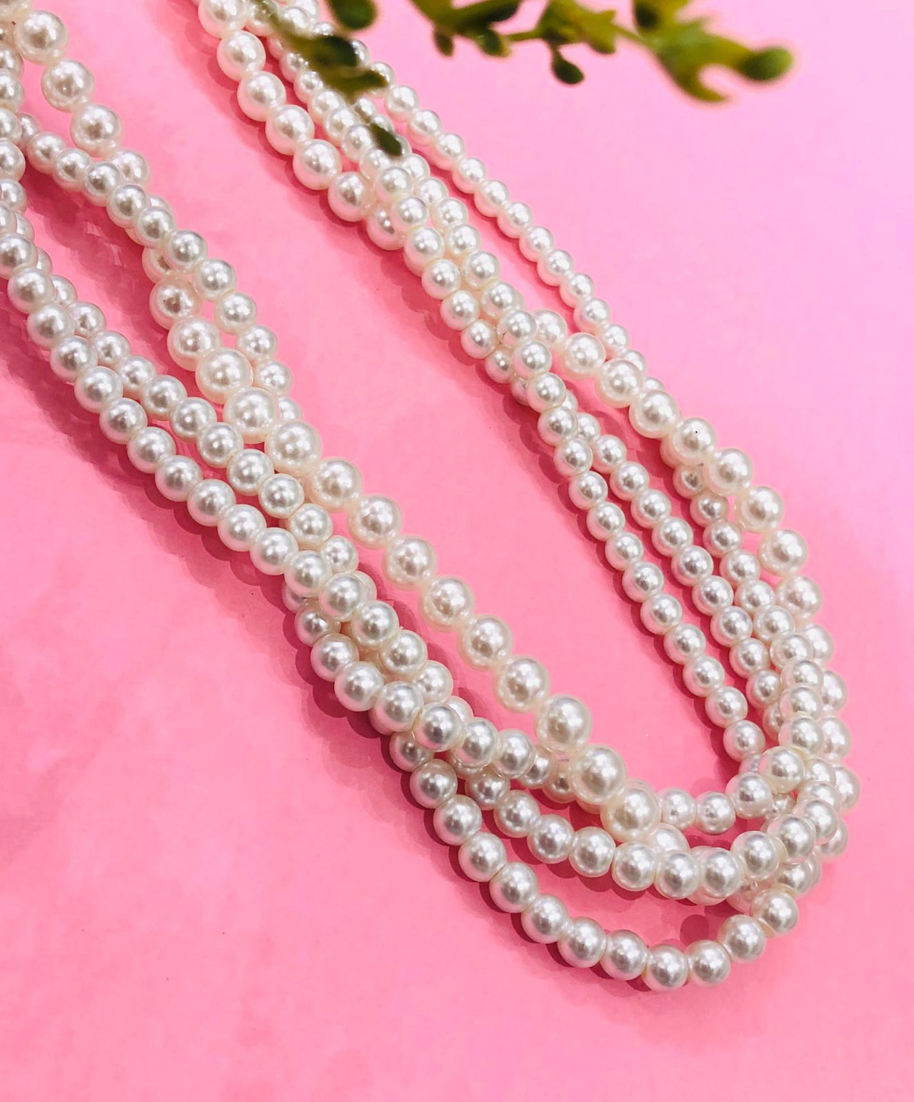 Four Pearl Layer Chain