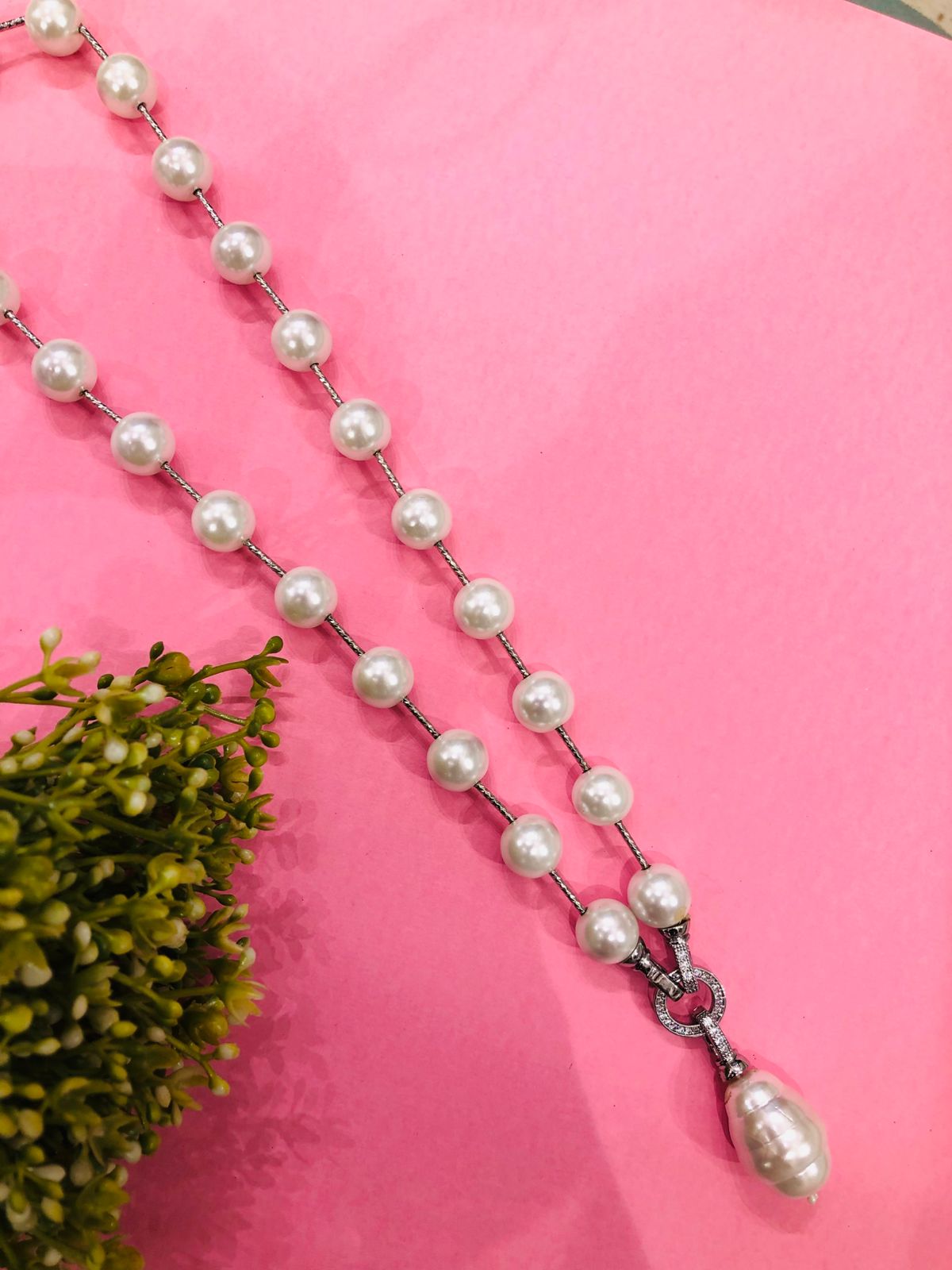 Pretty Pearl Necklace