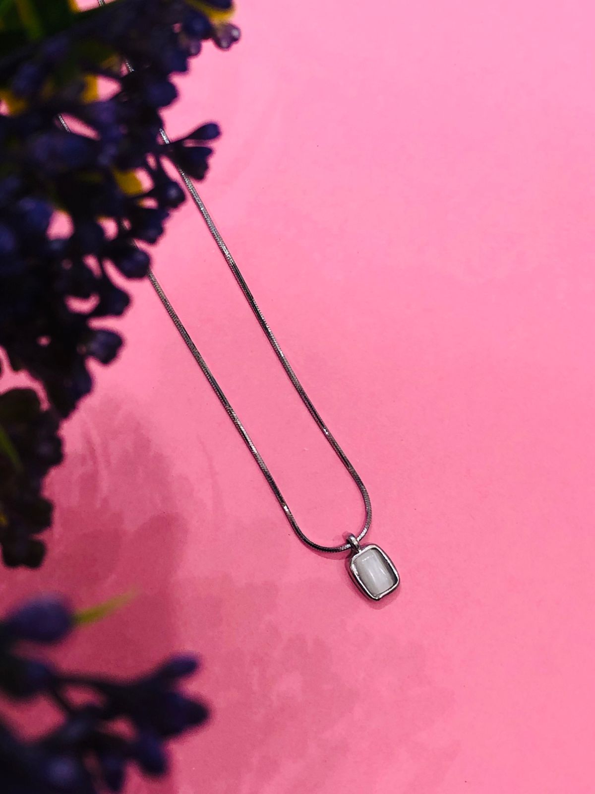 Cute Silverish Stone Chain