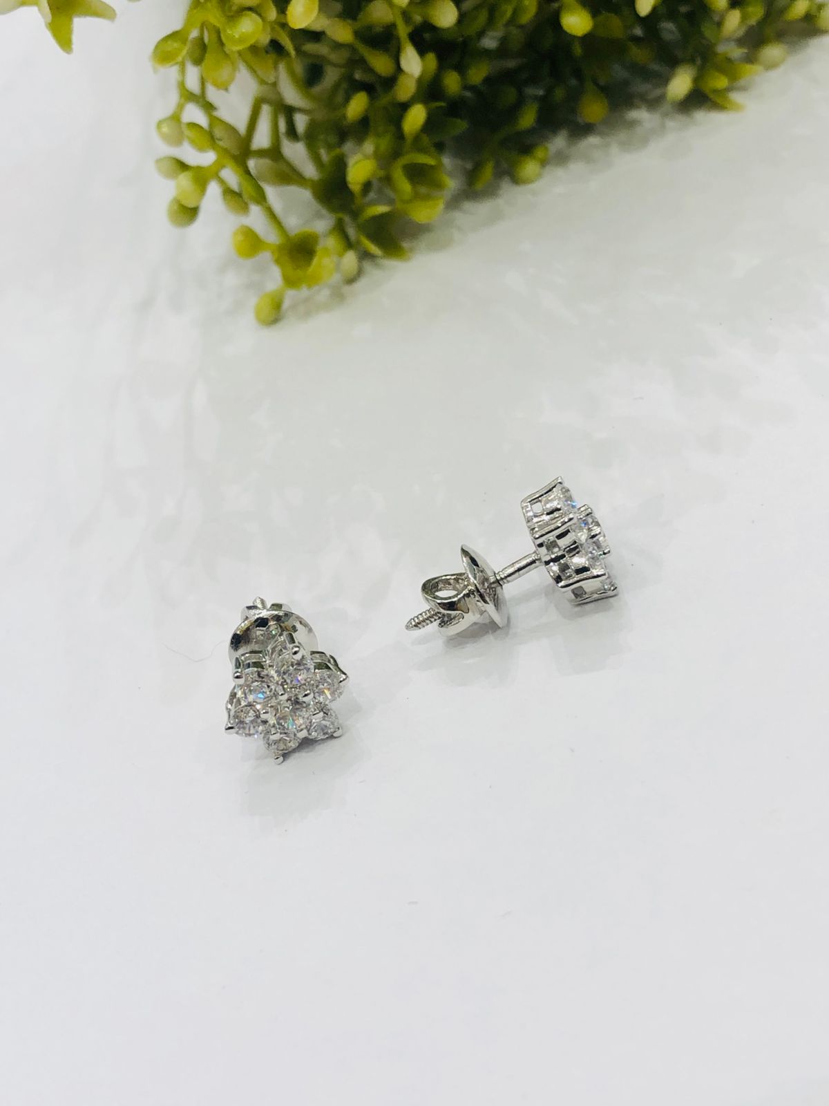 925 Silver Pretty Flower Earrings