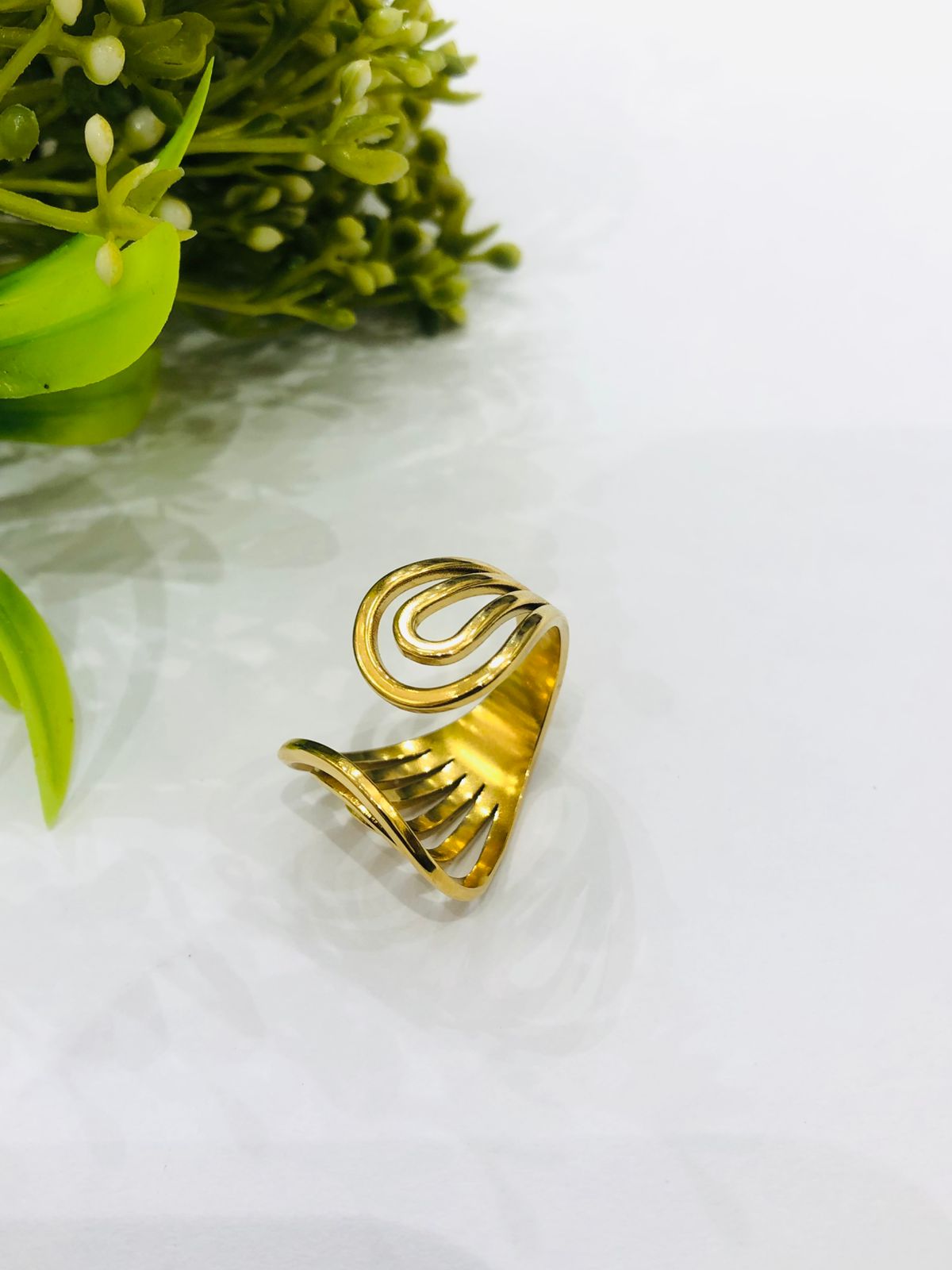 Unique Golden Ring
