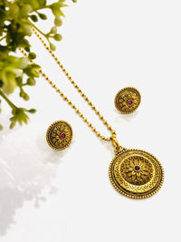 Thumbnail for Golden Round Red Pendant Set