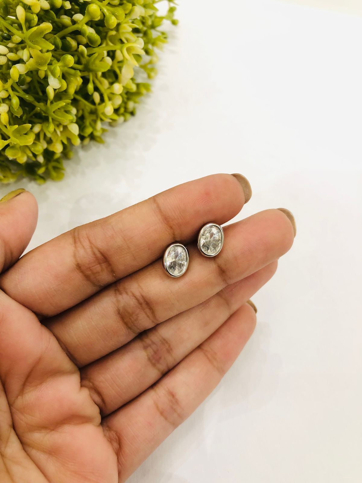 925 Silver Oval Stud Earrings