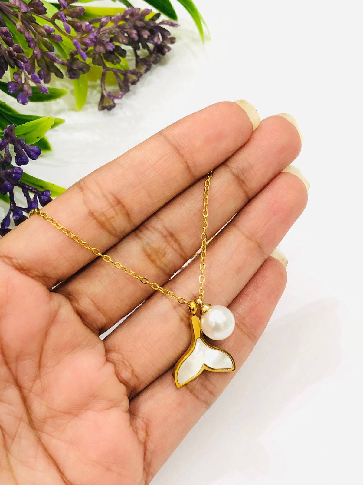 Fish Pearl Chain