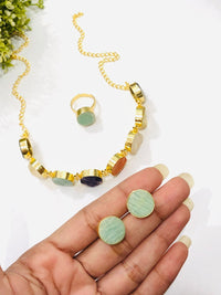 Thumbnail for Raw Stone Green Necklace Set