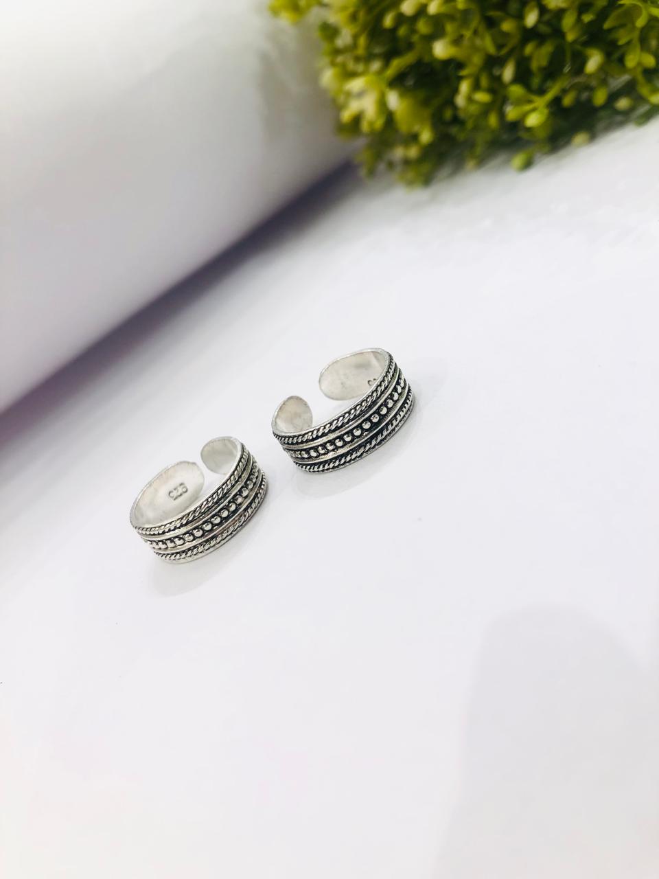 925 Silver Dot Toe Ring