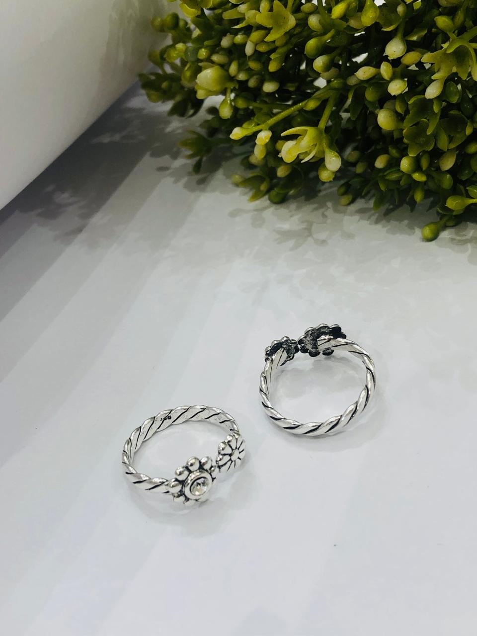 925 Silver Bloom Toe Ring