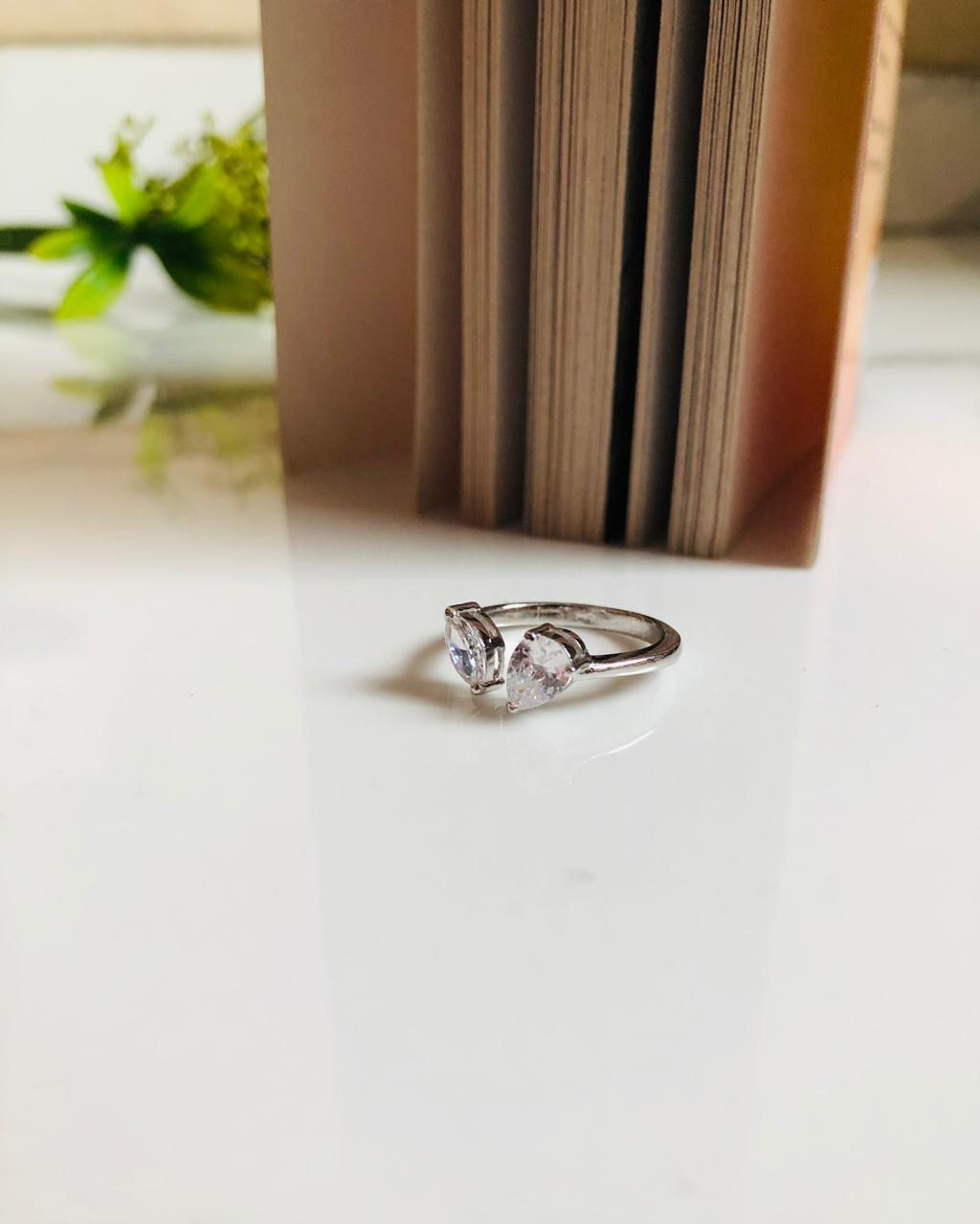 925 Silver Drop Leaf Ring