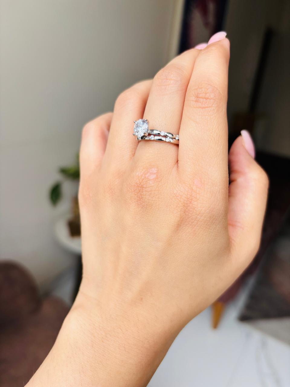 925 Silver Gleam Stacks Ring