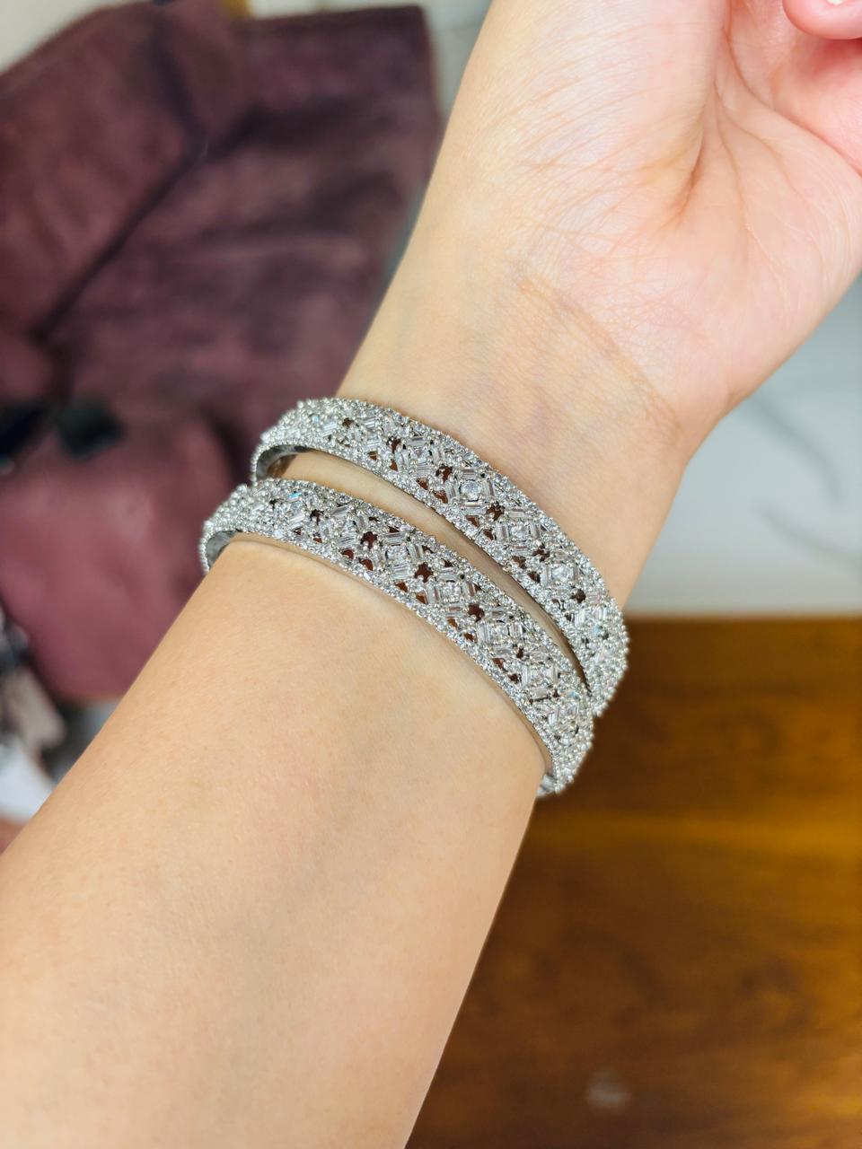 Lustrous Line Bangle