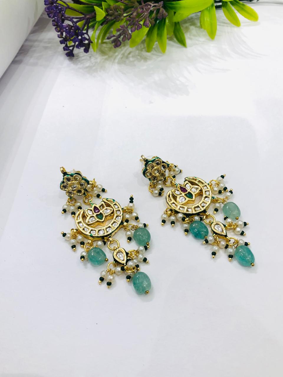 Royal Mint Glow Necklace Set