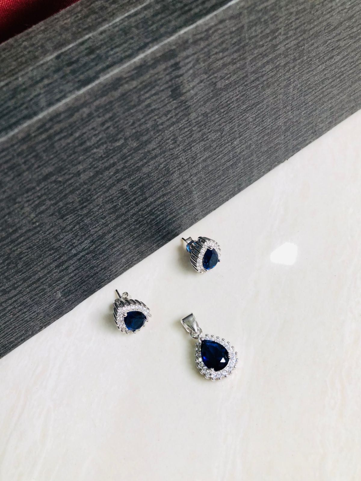 925 Silver Blue Drop Pendant Set