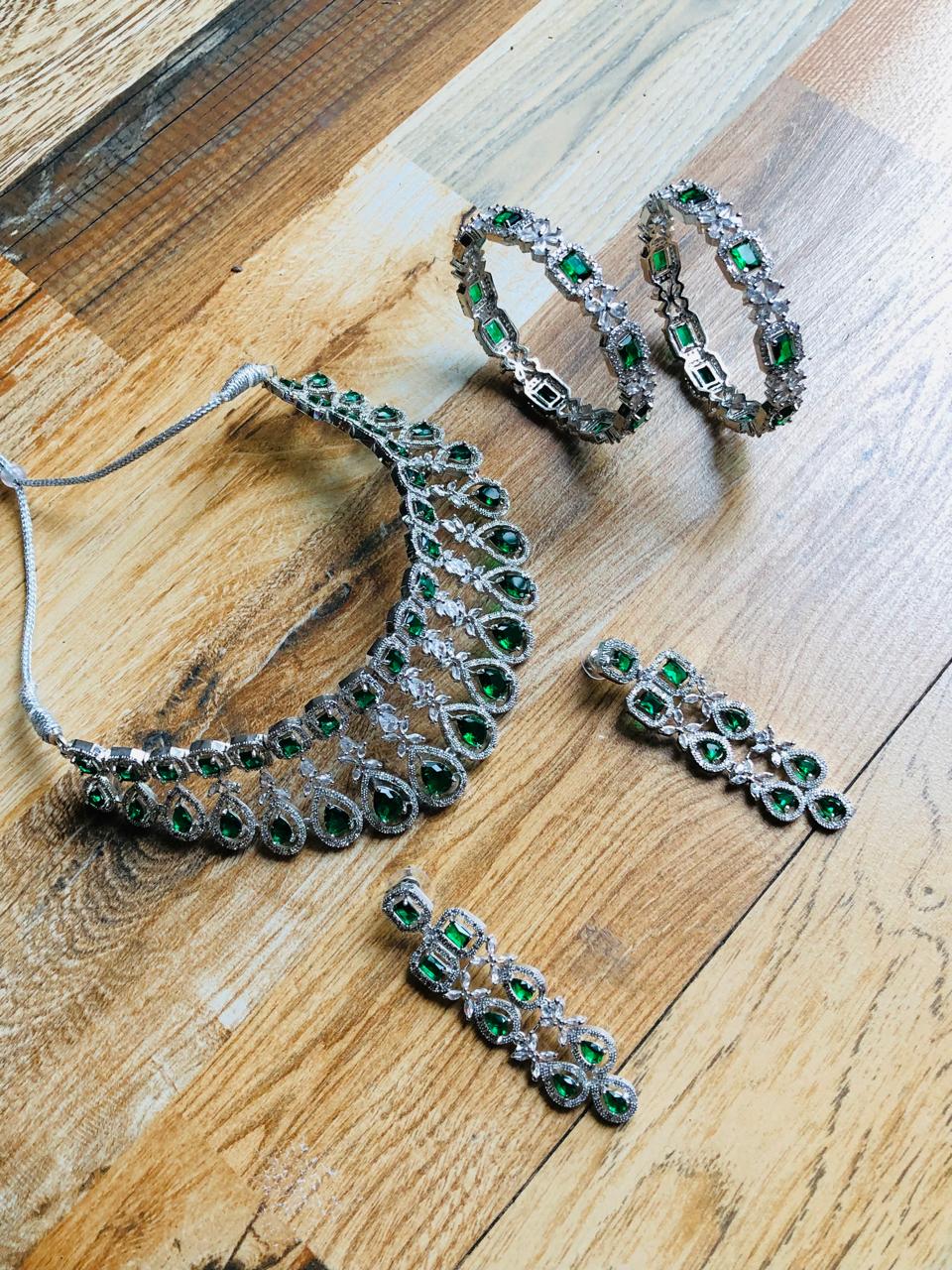 Green Square Drop Necklace Set