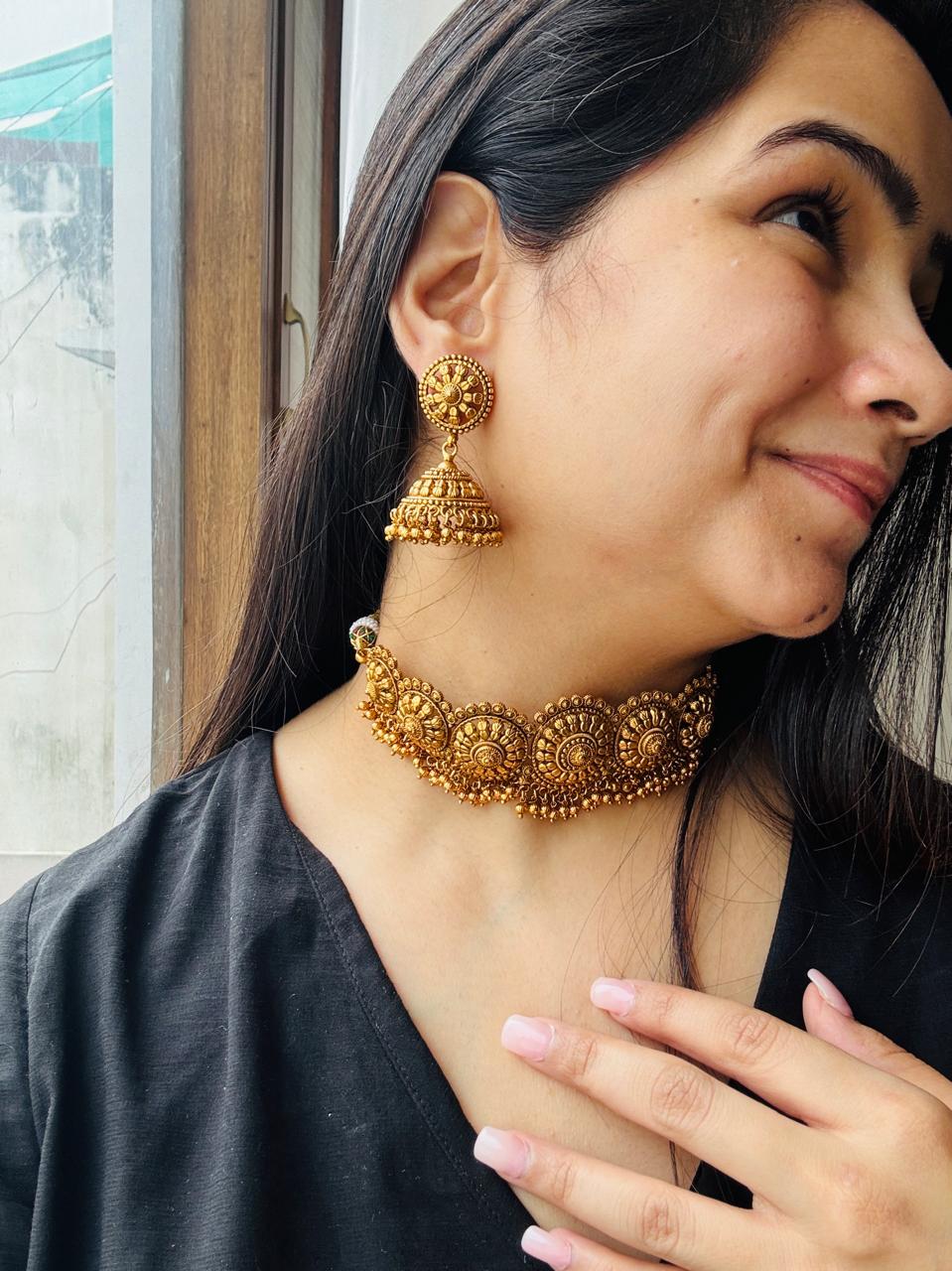 Golden Lotus Necklace Set