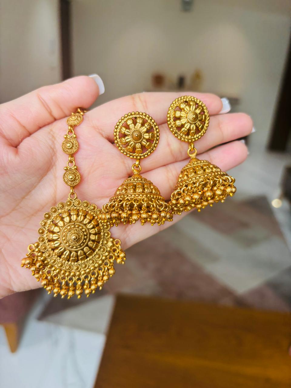 Golden Lotus Necklace Set