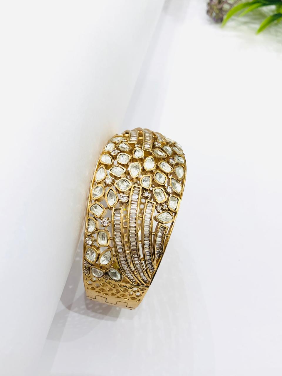 Antique Kundan Bracelet