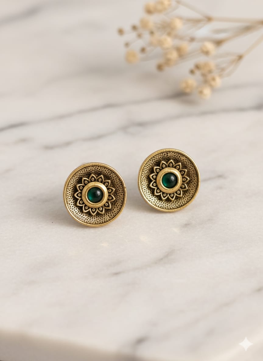 Antique Green Round Earrings