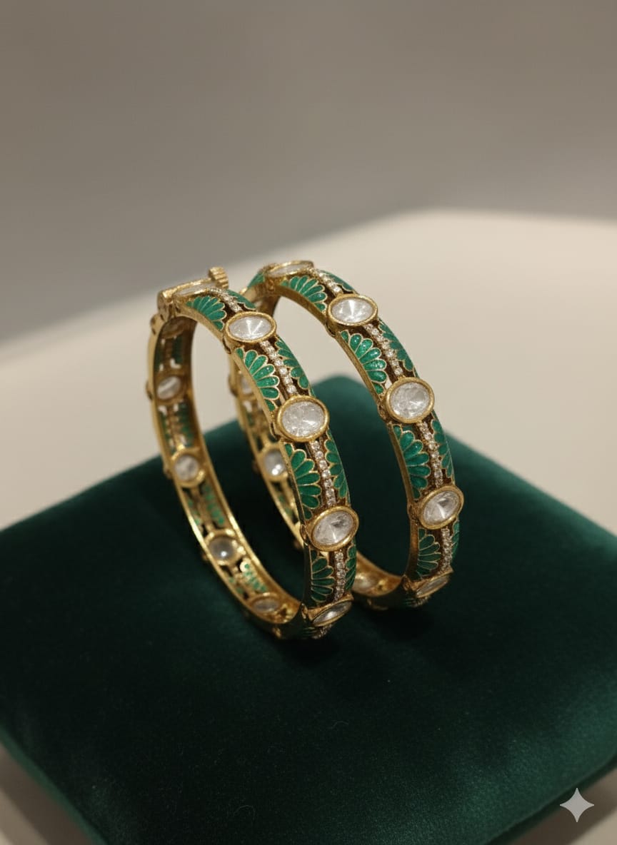 Emerald Polki Bangle