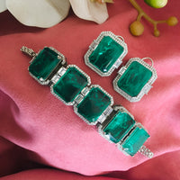 Thumbnail for Emerald Choker Necklace Zayn Luxury Jewellery