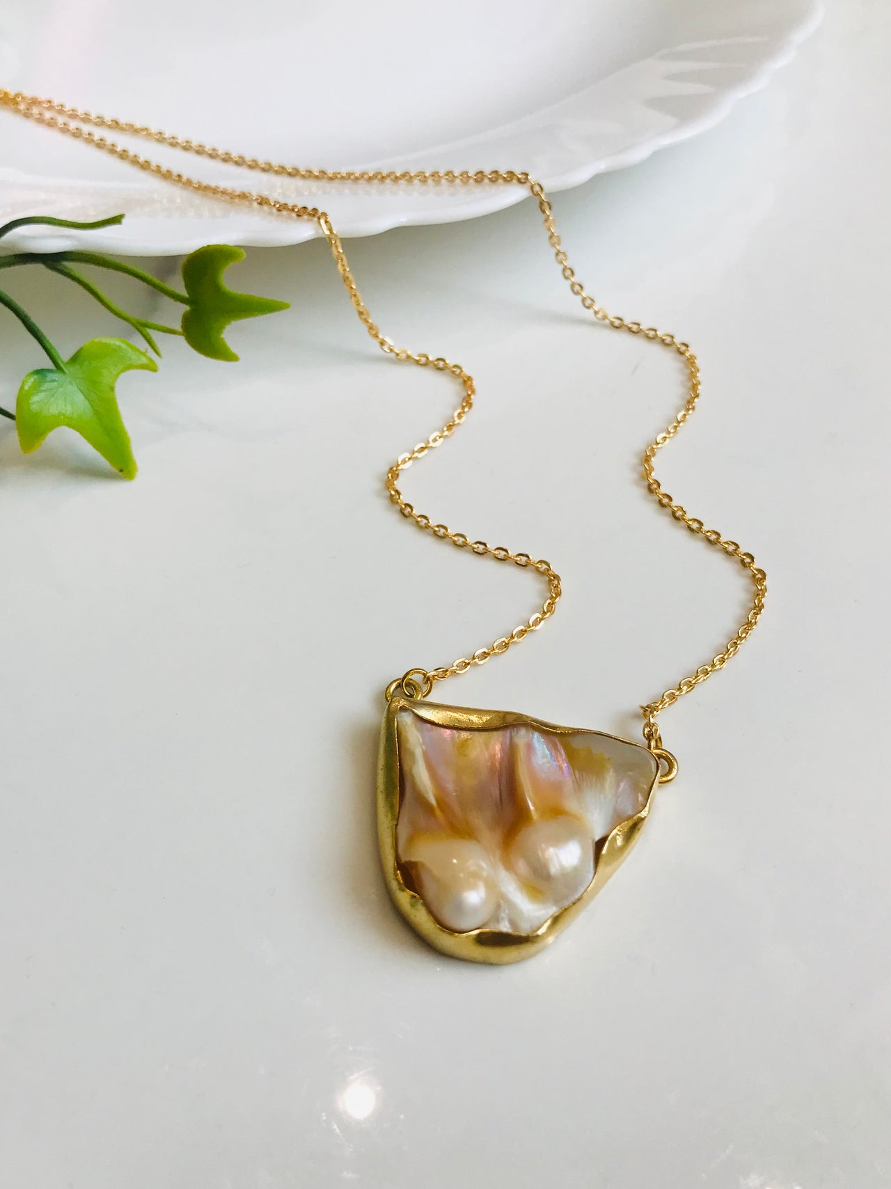 Mother Pearl Long Chain