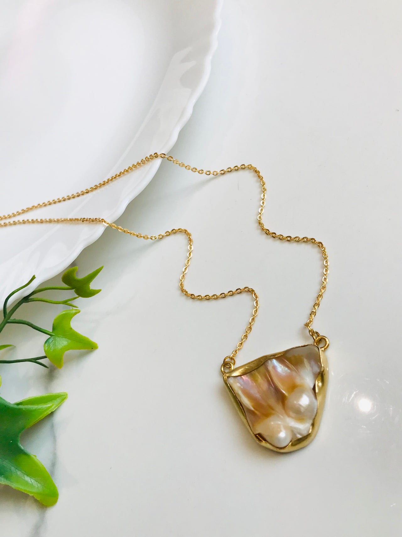 Mother Pearl Long Chain