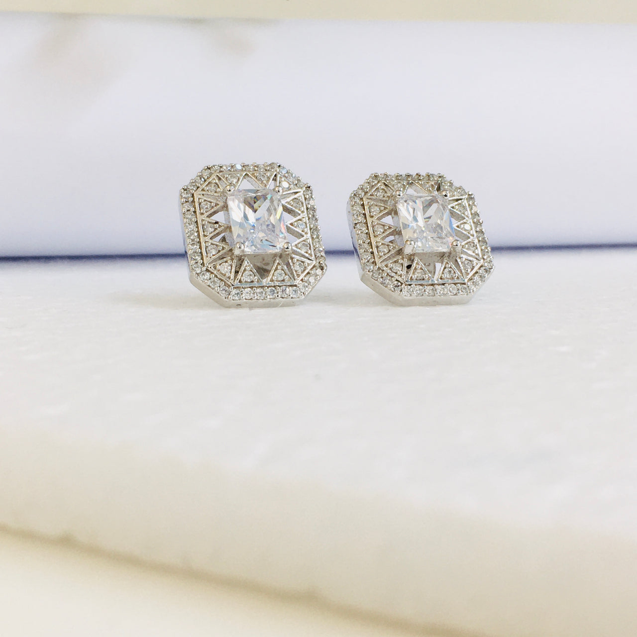 1 1/2 ctw Princess Lab Grown Diamond Solitaire Certified Stud Earrings -  Grownbrilliance