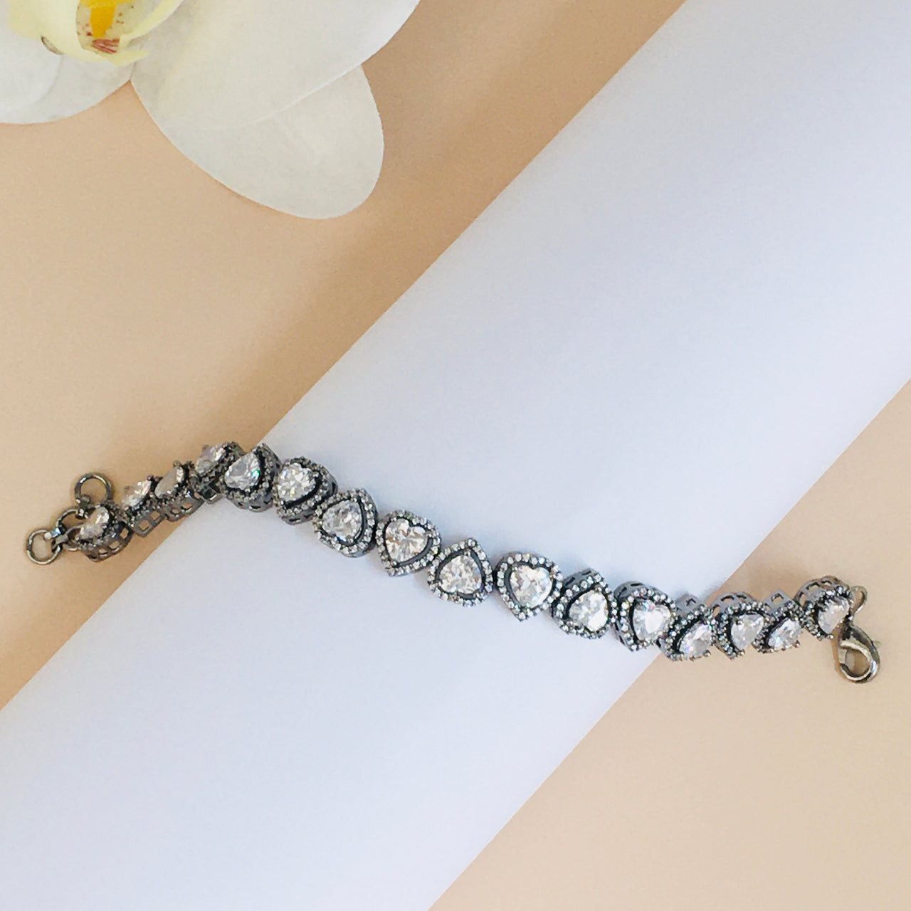 Oxidised Heart Bracelet Zayn Luxury Jewellery