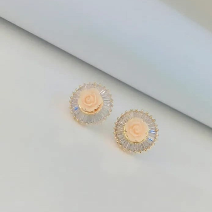 Resin Flower Stud Earrings Zayn Luxury Jewellery