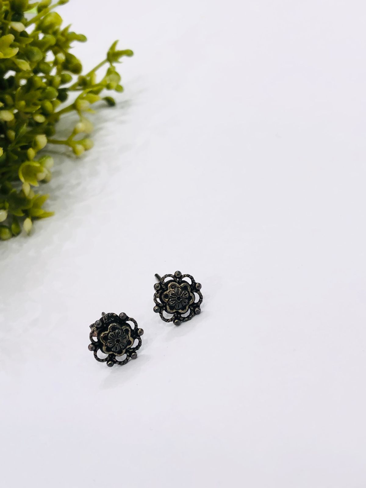 925 Silver Flower Oxidised Earrings