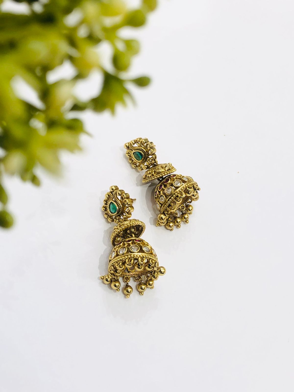 Antique Gold Green Earrings