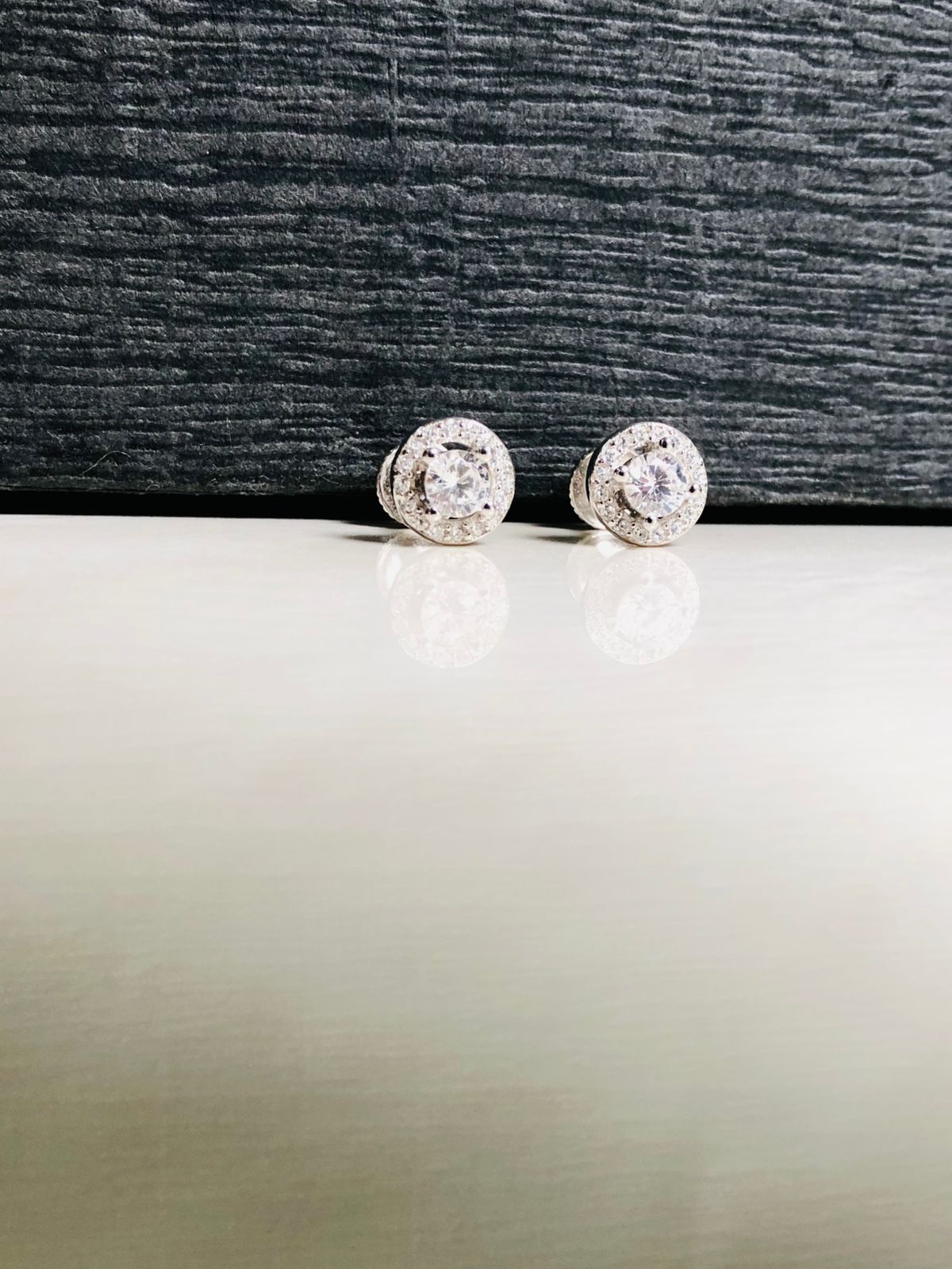 925 Silver Gleam Round Earrings
