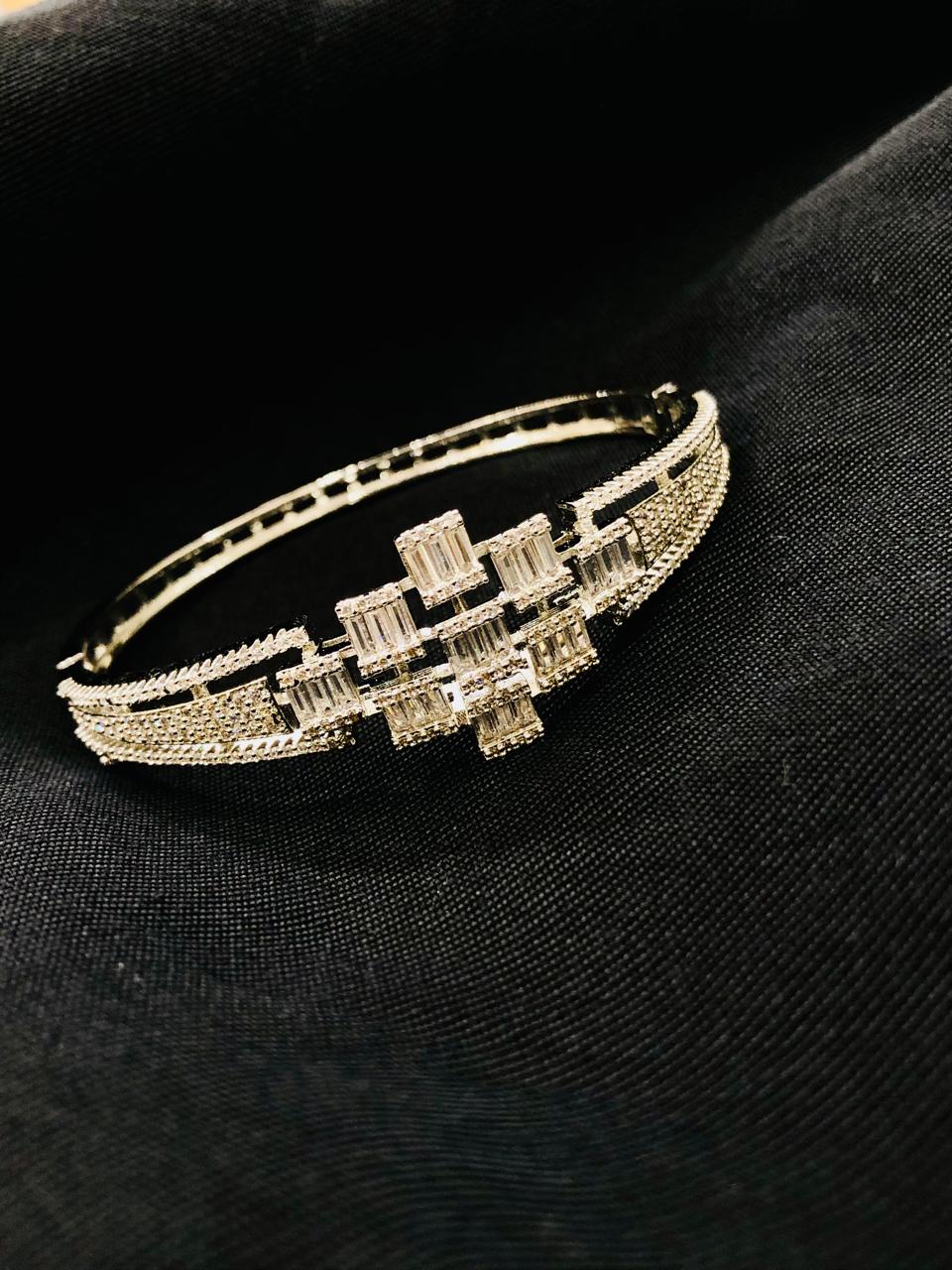 Gleam Baguette Bracelet