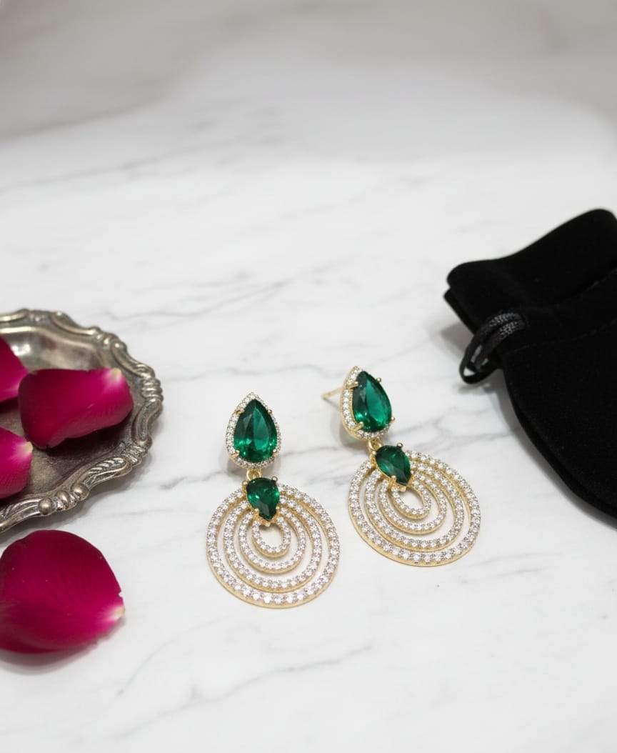 Emerald Drop Shine Earrings