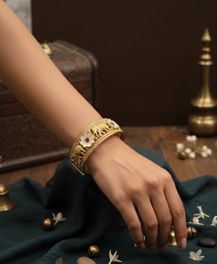 Maharani Glow Bangle