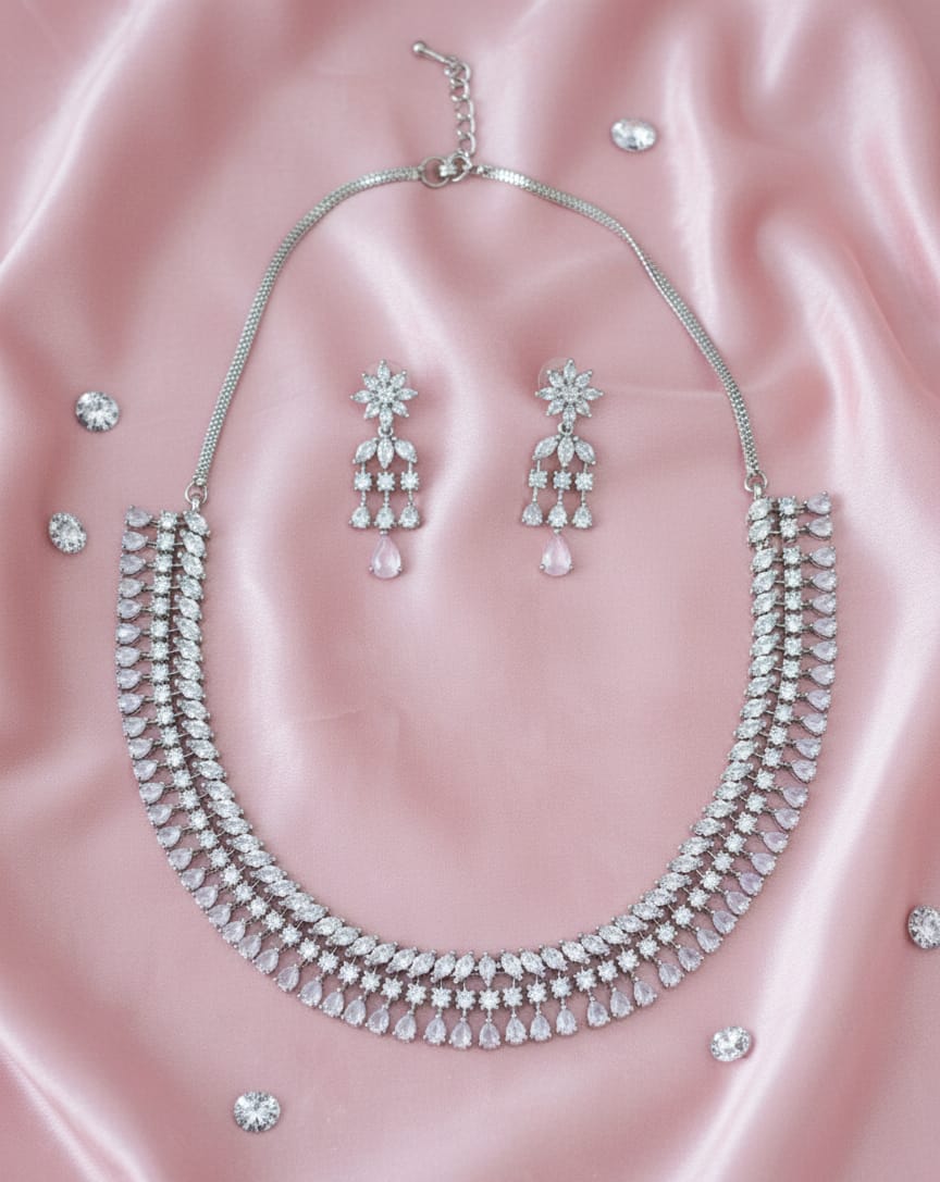 Rosé Glow Necklace Set