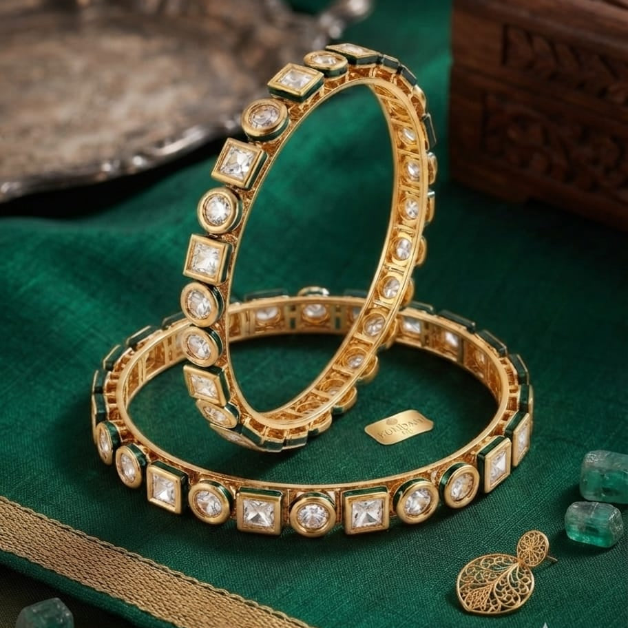 Kundan Elegance Bangle
