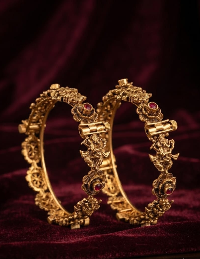 Regal Heritage Bangle