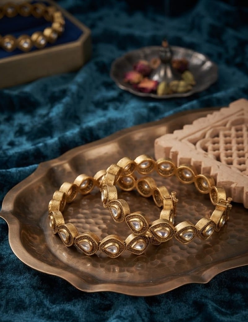 Majestic Aura Bangle