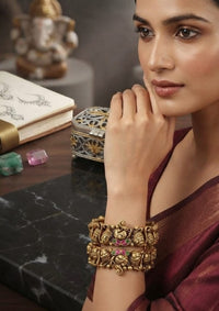 Thumbnail for Peacock Bold Lock Bangle