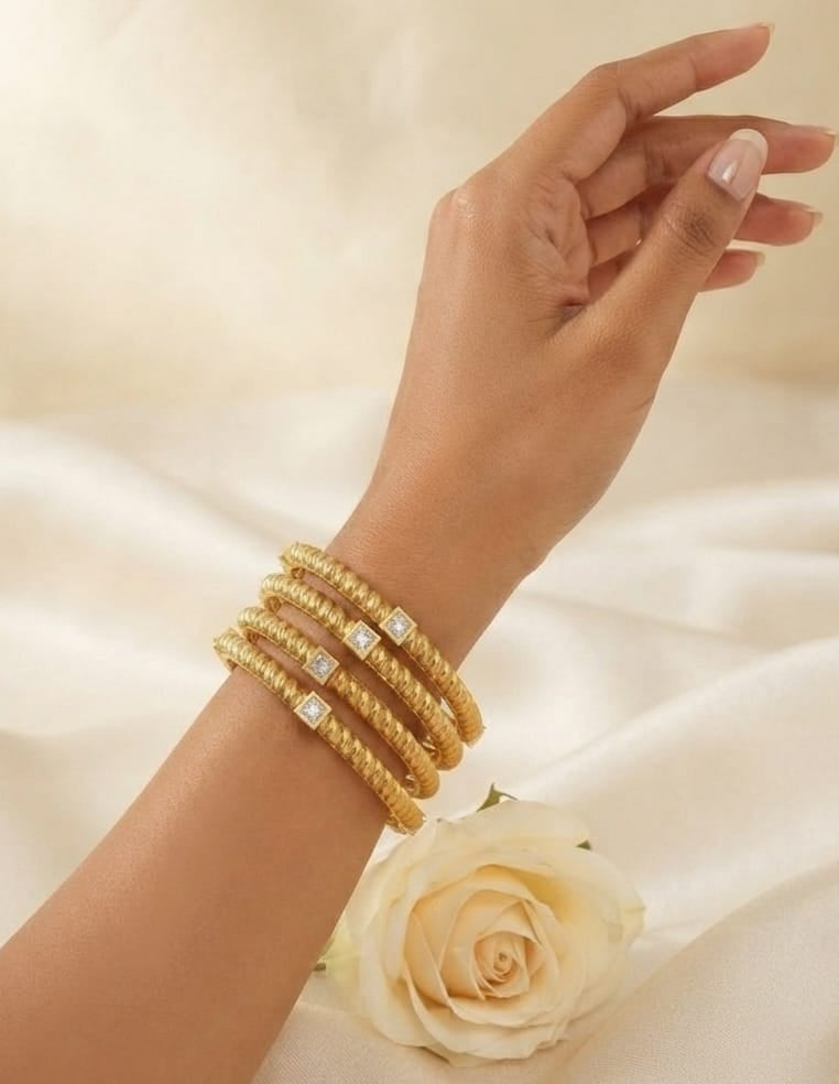 Rope Gold Bangle