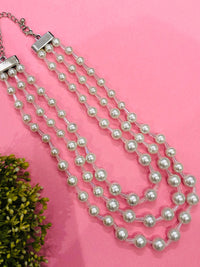 Thumbnail for Triple Pearl Necklace Set